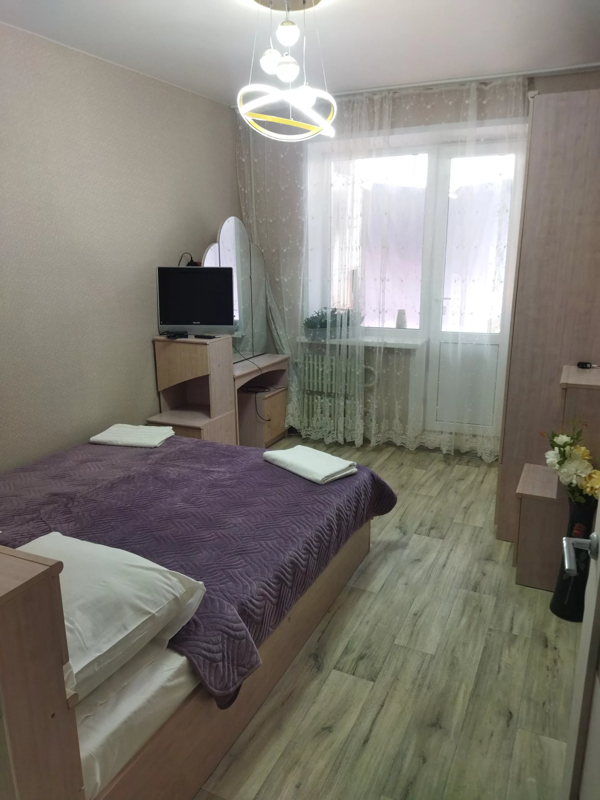 Две комнаты в 3х комнатной квартире